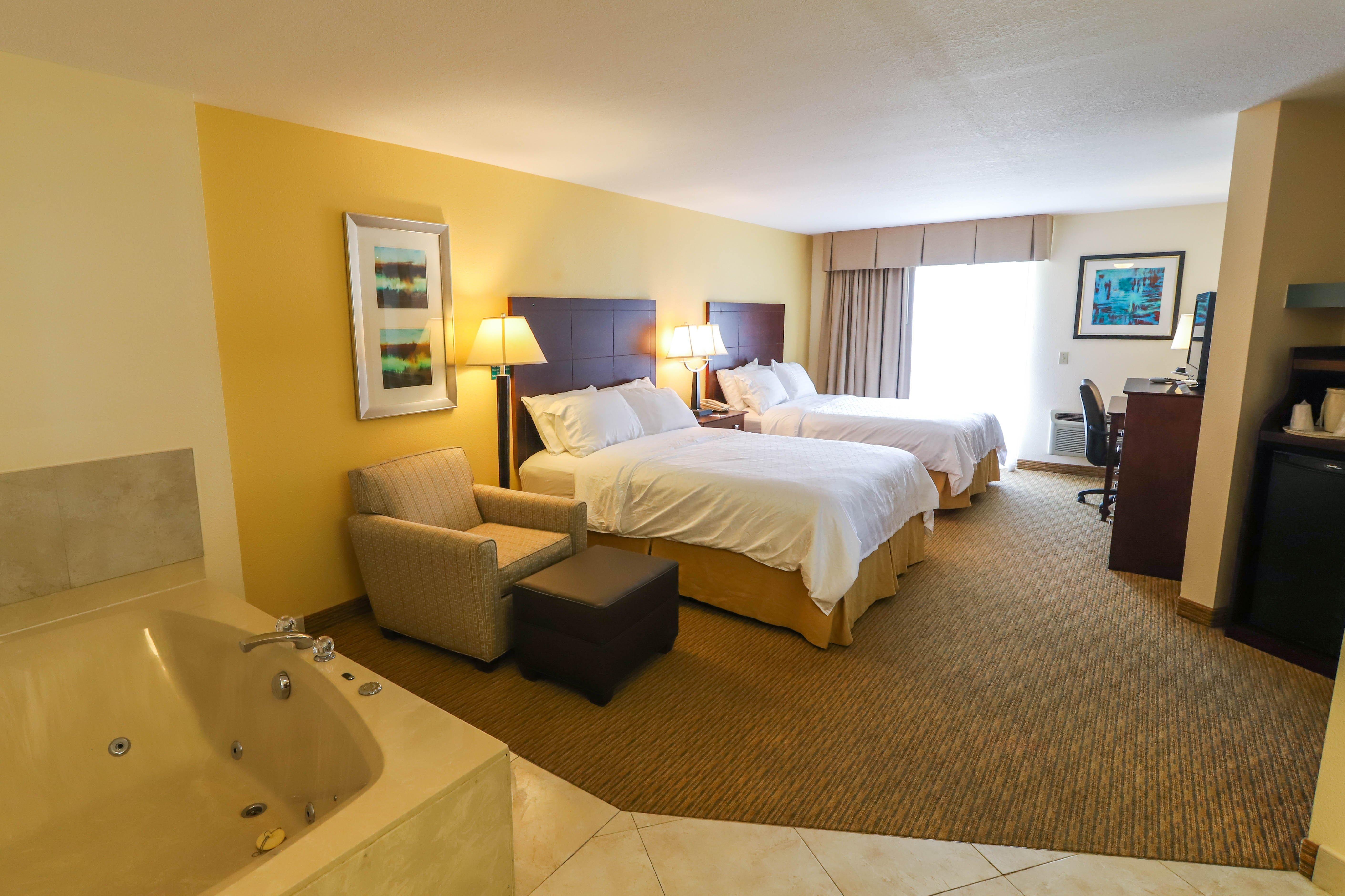 Holiday Inn Express St Ignace-Lake Central By Ihg Saint Ignace Exterior foto